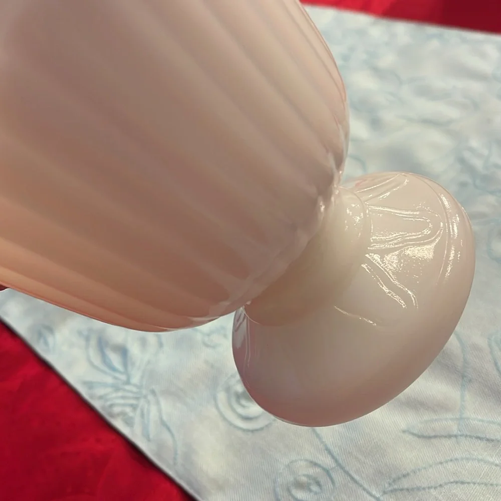 Beautiful vintage milk glass dish